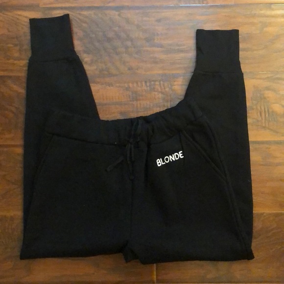 ☀️ BLONDE jogger set brunette the label comfy - Picture 6 of 9